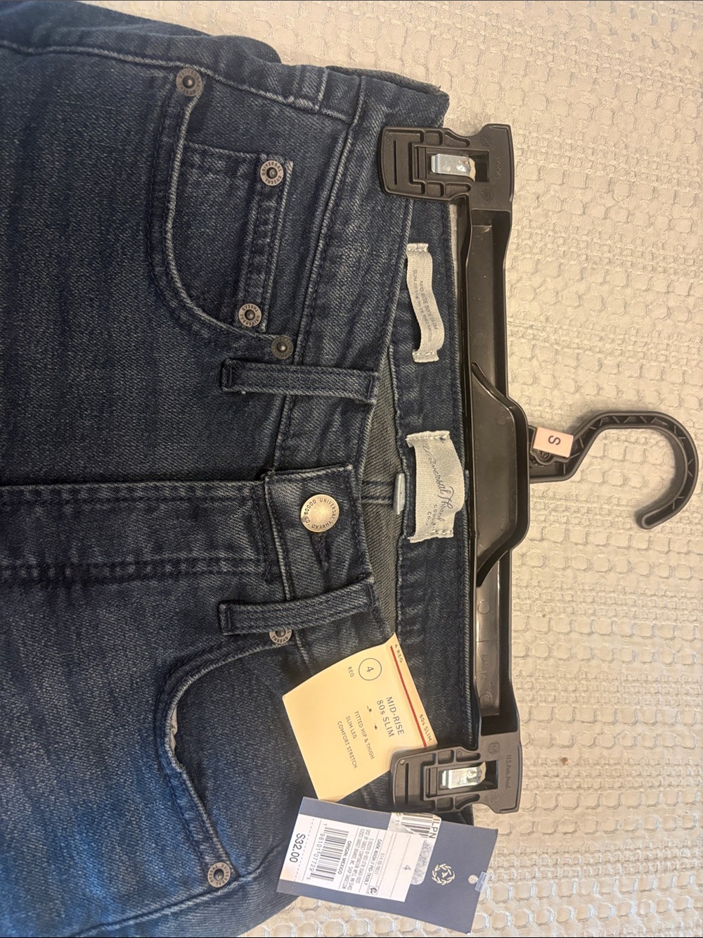 Universal Thread Women's Slim Dark Indigo Jeans